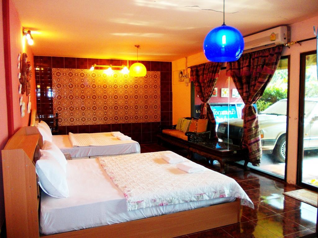 Suksomjai Hotel Rayong Exteriör bild